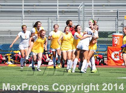 Thumbnail 3 in Cathedral Catholic vs. La Costa Canyon (CIF SoCal Regional D2 Final) photogallery.