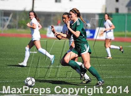 Thumbnail 2 in Cathedral Catholic vs. La Costa Canyon (CIF SoCal Regional D2 Final) photogallery.