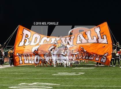 Thumbnail 2 in Allen vs. Rockwall (UIL 6A Division 1 Region II Area) photogallery.