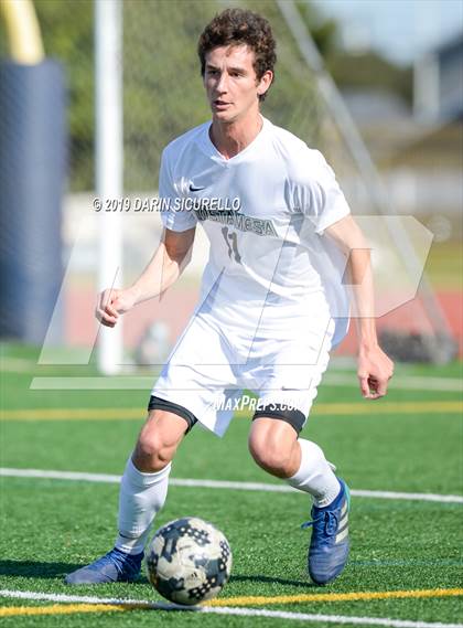 Thumbnail 1 in Costa Mesa vs. Dana Hills (Marina Tournament) photogallery.