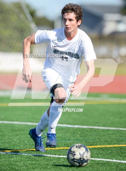 Thumbnail 2 in Costa Mesa vs. Dana Hills (Marina Tournament) photogallery.