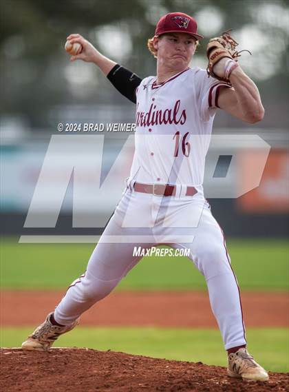 Thumbnail 1 in Central Lafourche @ E.D. White (scrimmage) photogallery.