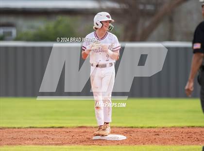 Thumbnail 3 in Central Lafourche @ E.D. White (scrimmage) photogallery.