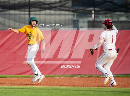 Thumbnail 2 in Central Lafourche @ E.D. White (scrimmage) photogallery.
