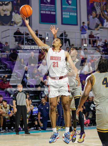 Thumbnail 2 in Centennial vs. Wheeler (City of Palms Classic) photogallery.