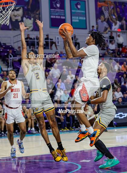 Thumbnail 2 in Centennial vs. Wheeler (City of Palms Classic) photogallery.