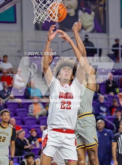 Thumbnail 2 in Centennial vs. Wheeler (City of Palms Classic) photogallery.
