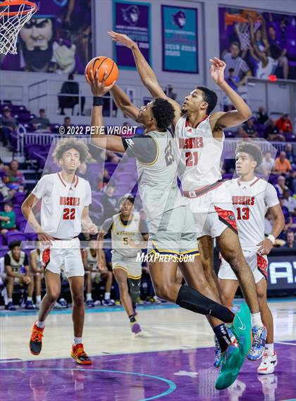 Thumbnail 3 in Centennial vs. Wheeler (City of Palms Classic) photogallery.