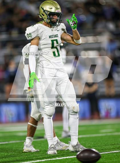 Thumbnail 1 in Mira Costa @ Villa Park photogallery.