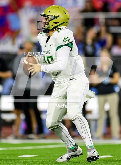Thumbnail 3 in Mira Costa @ Villa Park photogallery.