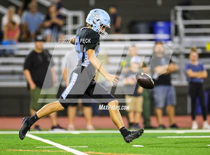 Thumbnail 2 in Mira Costa @ Villa Park photogallery.