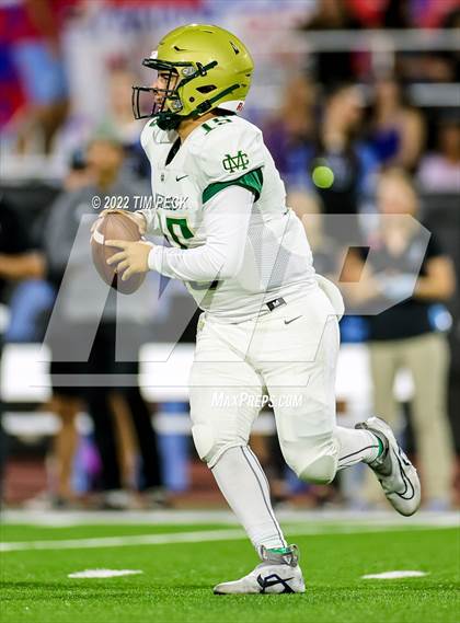 Thumbnail 1 in Mira Costa @ Villa Park photogallery.