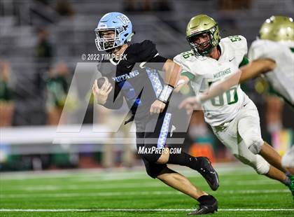 Thumbnail 3 in Mira Costa @ Villa Park photogallery.