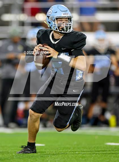 Thumbnail 1 in Mira Costa @ Villa Park photogallery.