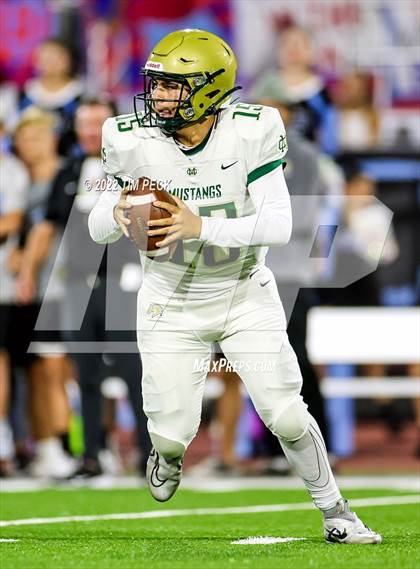 Thumbnail 1 in Mira Costa @ Villa Park photogallery.