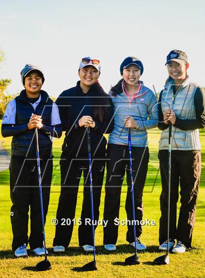 Thumbnail 2 in CIF State SoCal Girls Golf Championships photogallery.