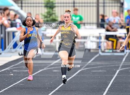 Thumbnail 2 in ISHAA Regional 3 (200 Meter) photogallery.