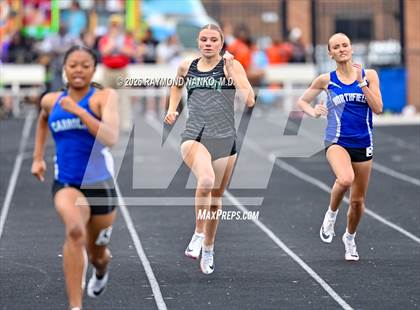 Thumbnail 2 in ISHAA Regional 3 (200 Meter) photogallery.