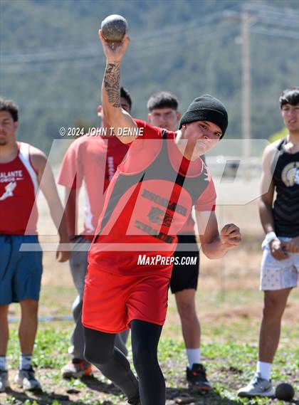 Thumbnail 3 in NMAA 2A District 5 Championships photogallery.