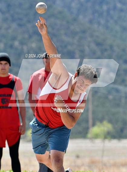 Thumbnail 2 in NMAA 2A District 5 Championships photogallery.