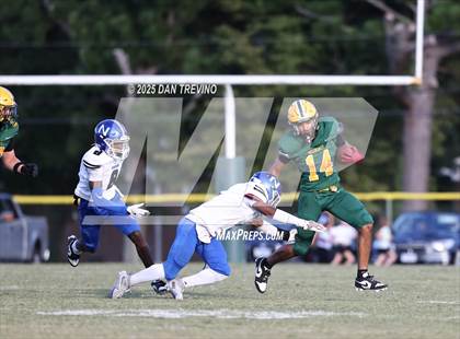 Thumbnail 1 in Norview @ Great Bridge photogallery.