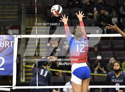 Thumbnail 2 in Columbine vs. Cherry Creek (CHSAA 5A Playoff) photogallery.