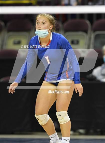Thumbnail 3 in Columbine vs. Cherry Creek (CHSAA 5A Playoff) photogallery.