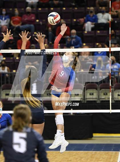 Thumbnail 1 in Columbine vs. Cherry Creek (CHSAA 5A Playoff) photogallery.