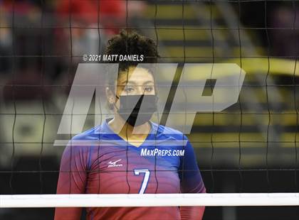 Thumbnail 3 in Columbine vs. Cherry Creek (CHSAA 5A Playoff) photogallery.