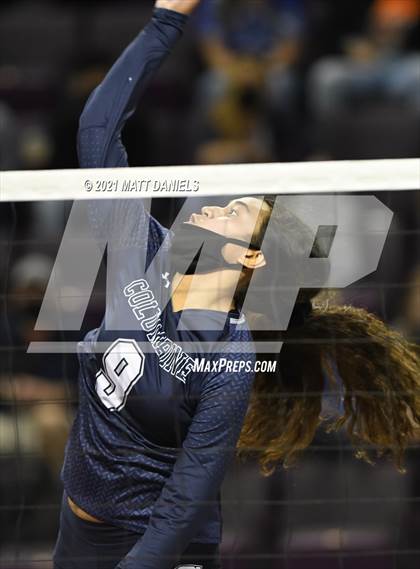 Thumbnail 2 in Columbine vs. Cherry Creek (CHSAA 5A Playoff) photogallery.