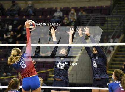 Thumbnail 2 in Columbine vs. Cherry Creek (CHSAA 5A Playoff) photogallery.