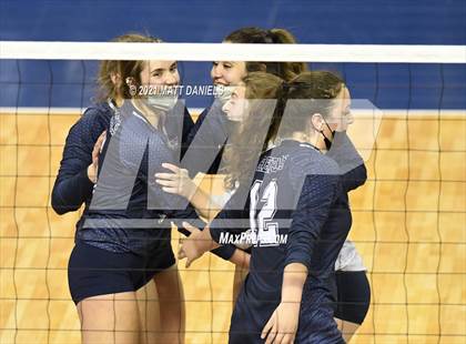 Thumbnail 2 in Columbine vs. Cherry Creek (CHSAA 5A Playoff) photogallery.