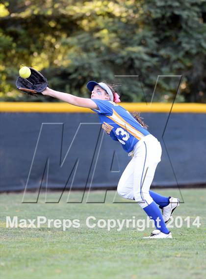 Thumbnail 1 in Tamalpais vs. Terra Linda (CIF NCS D3 Final) photogallery.