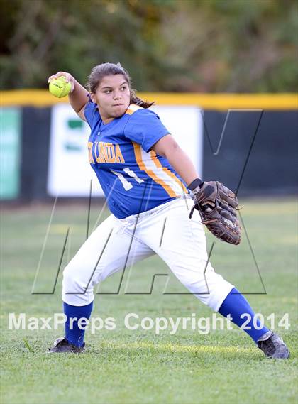Thumbnail 3 in Tamalpais vs. Terra Linda (CIF NCS D3 Final) photogallery.