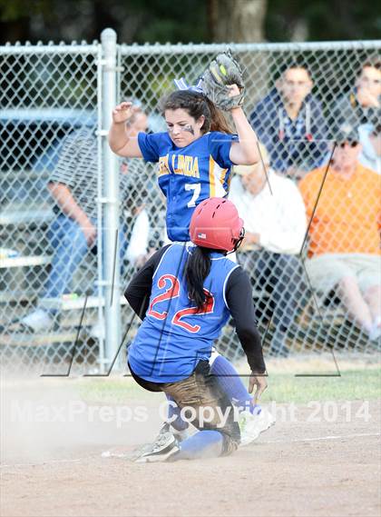Thumbnail 3 in Tamalpais vs. Terra Linda (CIF NCS D3 Final) photogallery.
