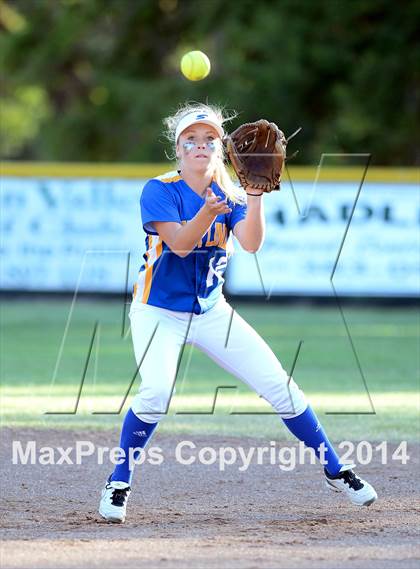 Thumbnail 2 in Tamalpais vs. Terra Linda (CIF NCS D3 Final) photogallery.