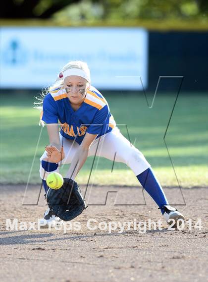 Thumbnail 3 in Tamalpais vs. Terra Linda (CIF NCS D3 Final) photogallery.