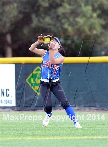 Thumbnail 1 in Tamalpais vs. Terra Linda (CIF NCS D3 Final) photogallery.