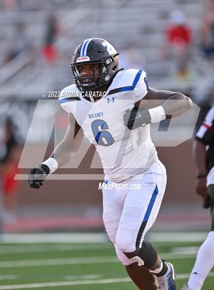 Thumbnail 3 in Dekaney @ Strake Jesuit photogallery.