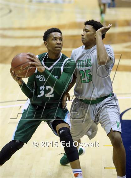 Thumbnail 1 in Sacred Heart Cathedral vs. Fremont photogallery.