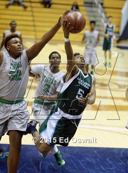 Thumbnail 2 in Sacred Heart Cathedral vs. Fremont photogallery.