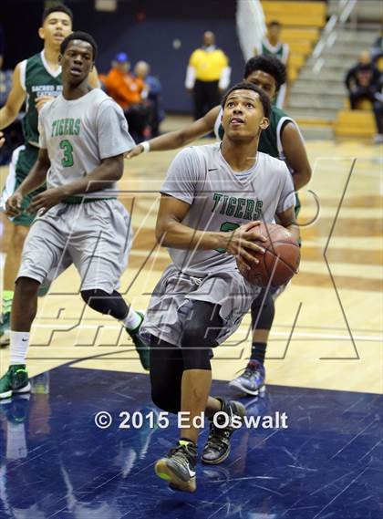 Thumbnail 1 in Sacred Heart Cathedral vs. Fremont photogallery.