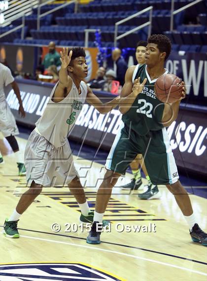 Thumbnail 3 in Sacred Heart Cathedral vs. Fremont photogallery.