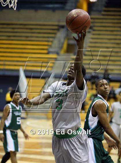 Thumbnail 3 in Sacred Heart Cathedral vs. Fremont photogallery.