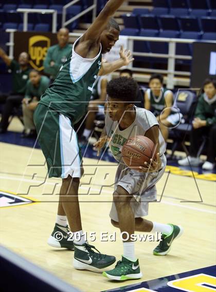 Thumbnail 1 in Sacred Heart Cathedral vs. Fremont photogallery.