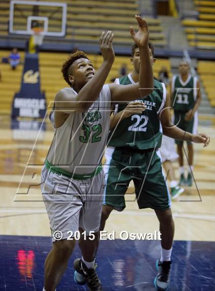 Thumbnail 2 in Sacred Heart Cathedral vs. Fremont photogallery.