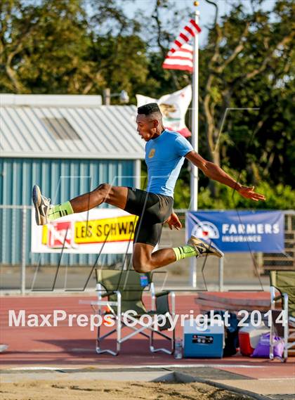 Thumbnail 2 in CIF SJS Masters Track and Field Championships (Boys Events) photogallery.