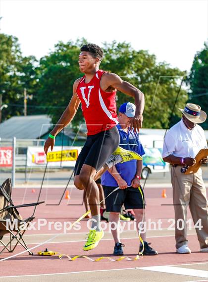 Thumbnail 1 in CIF SJS Masters Track and Field Championships (Boys Events) photogallery.