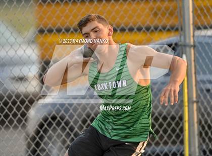 Thumbnail 1 in IHSAA Sectional 17 (Shot Put) photogallery.