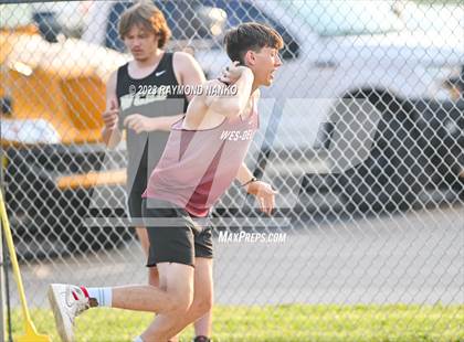 Thumbnail 2 in IHSAA Sectional 17 (Shot Put) photogallery.